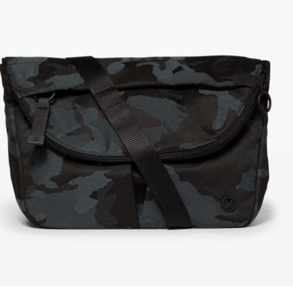 Lululemon RARE All Night Festival Bag  5L. Jacquard Camo Cotton Obsidian / Black